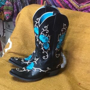 Ariat Leather Cowboy Boots size 8